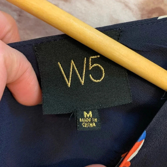 ANTHROPOLOGIE W5 Navy, Orange, Periwinkle & Cream Floral Tulip Pattern Tank Top - Picture 10 of 10